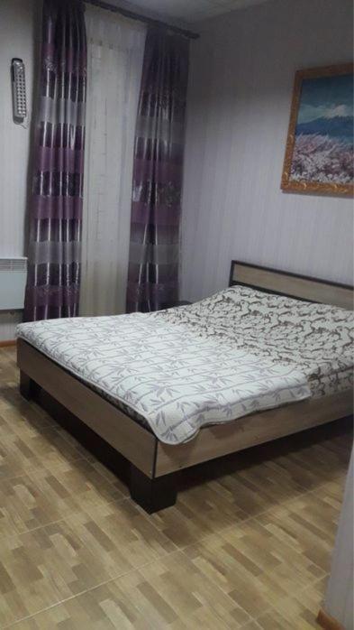 Shanghai Hotel Konotop 외부 사진