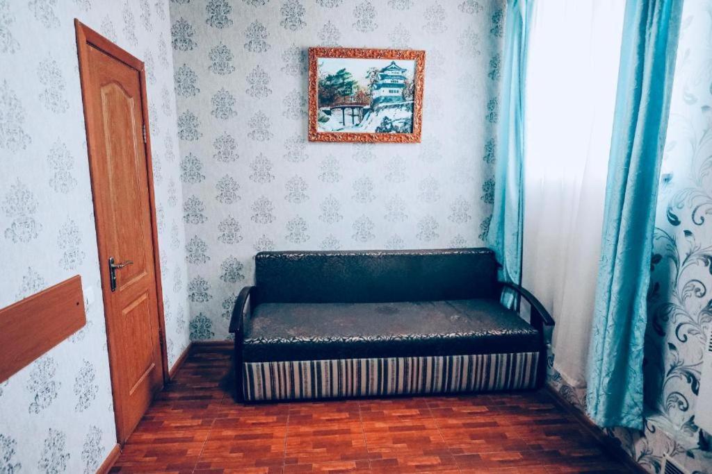 Shanghai Hotel Konotop 외부 사진